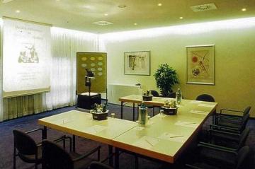 Отель Intercityhotel Altona 3*