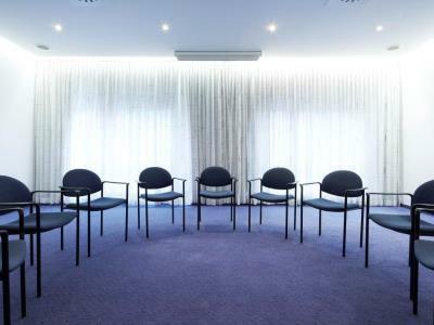 Intercityhotel Altona Отель