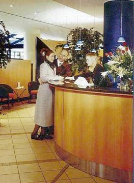 Intercityhotel Altona Отель Гамбург
